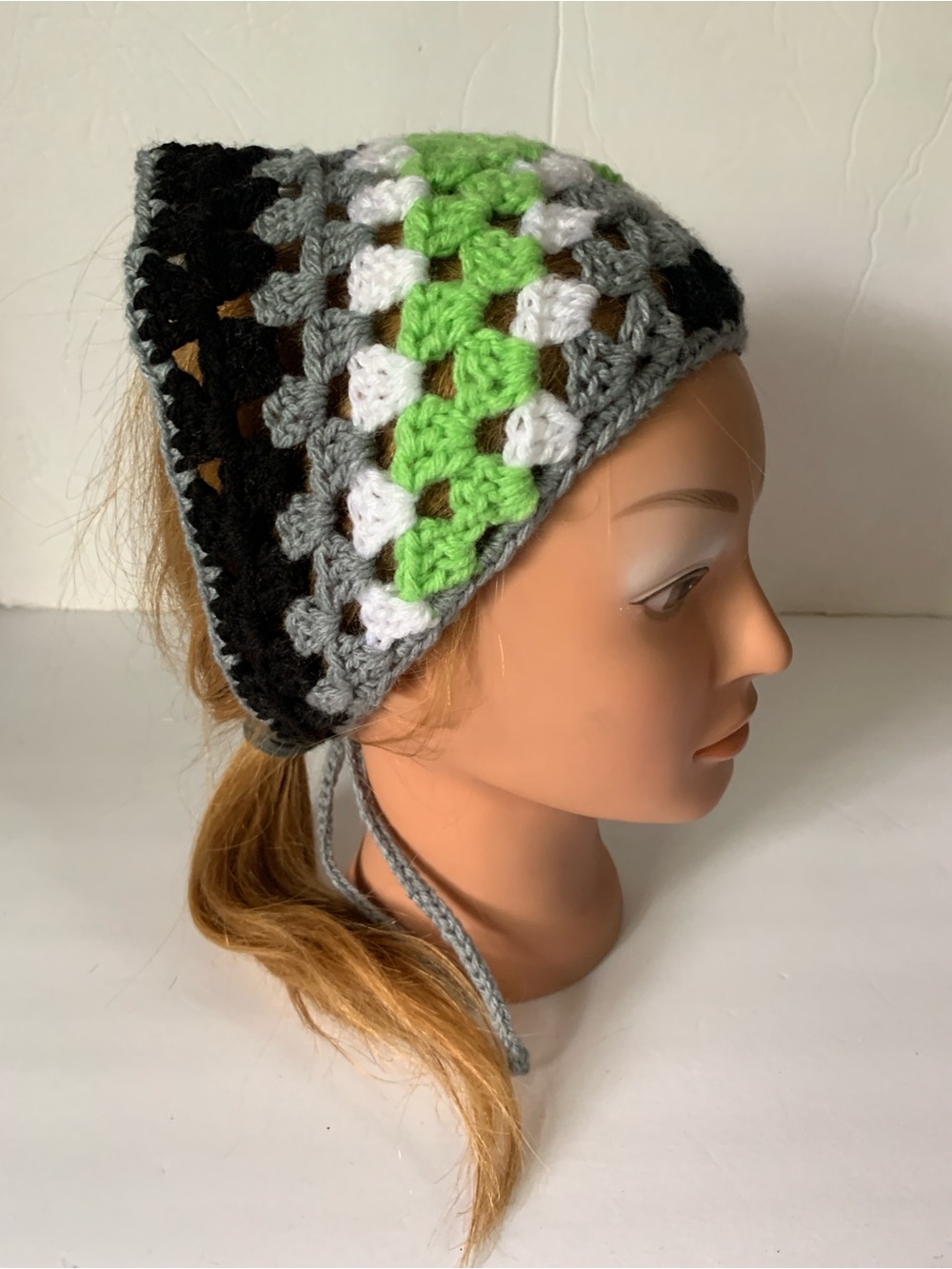 Crocheted Tie-Back Headscarf in Gray, White & Lime Green